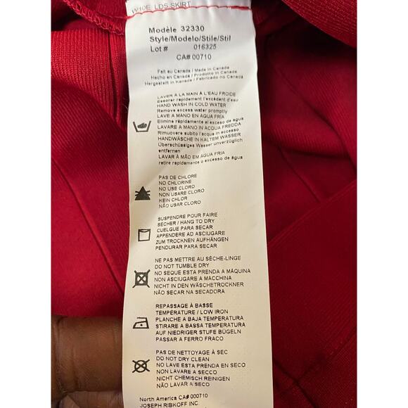 Joseph Ribkoff Women's Bandage Mini Skirt Textured Elastic Waist Red Size 12 NWT - Picture 8 of 8